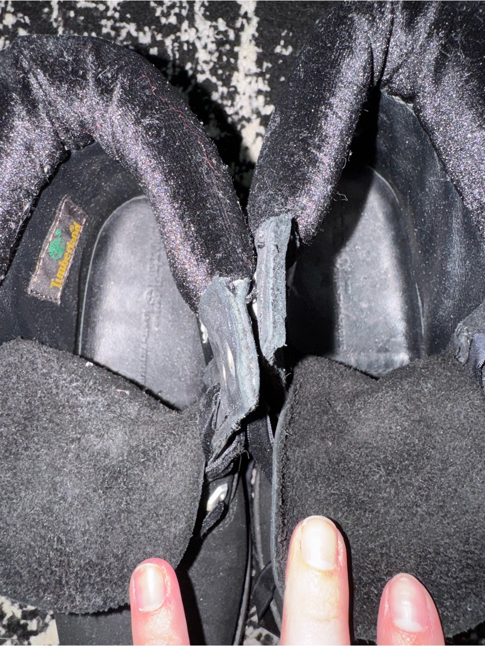 Timberland Black Boots with velvet cuff and laces - Picture 8 of 13